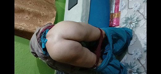 देसी भाभी गांड सेक्स स्टैंडअप पोजीशन