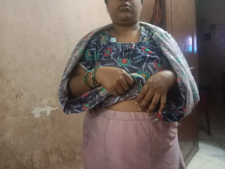 मेरी पत्नी ने पहली बार मेरे डिक के साथ सेक्स किया