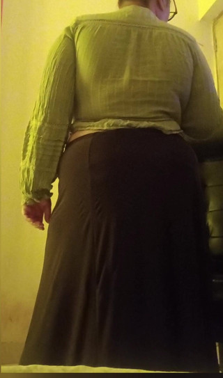 बीबीडब्ल्यू कैम शो भारतीय भाभी कैम शो कर रही हैं