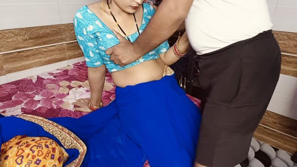 बरसात की रात में देसी खूबसूरत भारतीय भाभी की रोमांटिक चुदाई वेदियो। देसी भाभी पोर्न वेदियो.