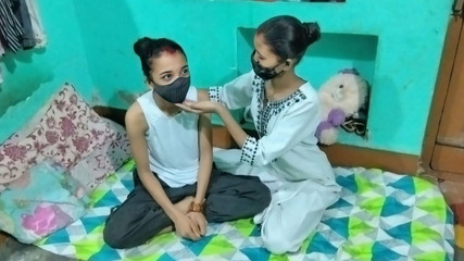 बॉयफ्रेंड बीबीसी थ्रीसम सेक्स वीडियो के साथ ननद भाभी, बॉयफ्रेंड द्वारा भारतीय सौतेली बहन और सौतेली भाभी की चुदाई XXX वीडियो