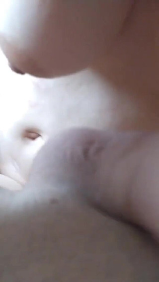 मेरे घर पर मेरी अतिरिक्त पत्नी है और मेरा बड़ा लंड चूसती है