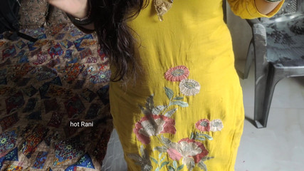 टीन इंडियन हॉट ने वास्तव में ब्लोजॉब और डॉगी स्टाइल का आनंद लिया