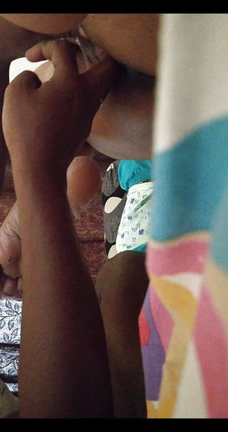 मुंडा बिल्ली पर छूत और सह शॉट चोदना