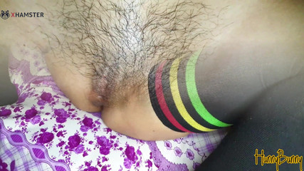 स्टॉकिंग्स में किशोर अलग-अलग सेक्स पोज़ आज़मा रहे हैं