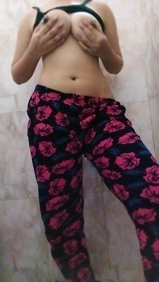 नग्न देसी किशोर ईपी. 73