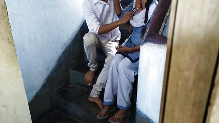 मेरे घर में कॉलेज गर्ल