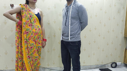 इंडियन हॉट भाभी सेक्स टेलर मास्टर के साथ हिंदी में गंदी बातें