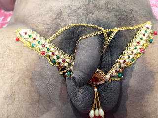 भारतीय हॉट भाभीजी अपने सौतेले भाई के साथ आनंद ले रही हैं