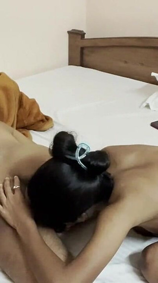 प्रेमिका गुदा मैथुन