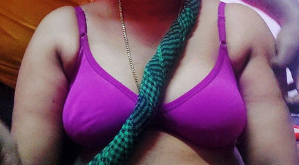 एक देसी गृहिणी मोहिनी भाभी का हार्डकोर सेक्स