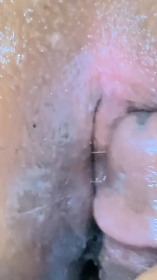 भाभी को ओयो रूम में बुलाया और आगे-पीछे से चोदा