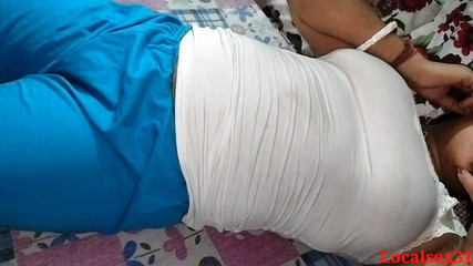 घर में बॉयफ्रेंड के साथ शादी के बाद गर्लफ्रेंड की चुदाई