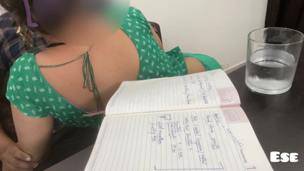 भारतीय नौकरानी को मिला मॉडलिंग का ऑफर!