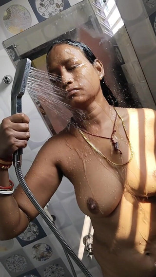 एंटी बाथरूम रोमांस