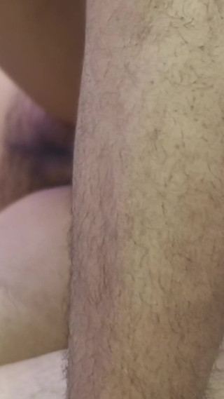 BF अपनी GF को अपने दोस्त के फ्लैट पर ले गया और उसकी चुदाई कर दी