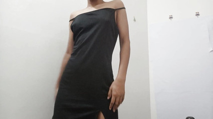 नहीं टीचर, मैं वर्जिन हूं! मेरी तंग, गीली चूत क्रीम से भरी हुई है