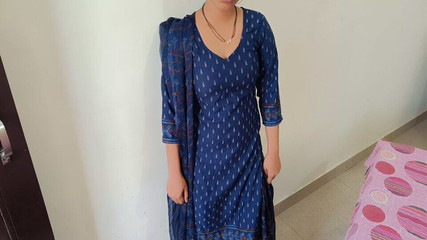 हॉट इंडियन देसी गाँव की नौकरानी बाथरूम में बॉस के साथ चुदाई कर रही थी