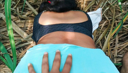 आउटडोर गुदा सेक्स