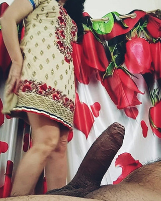 सुडौल बेब