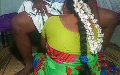 गृहिणी मुख-मैथुन में गृह स्वामी का लंड होता है