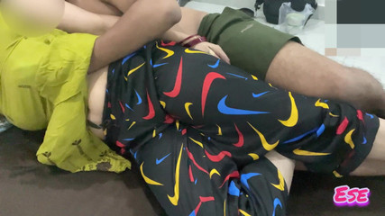 पति ने पत्नी की सौतेली बहन को पीछे से चोदा