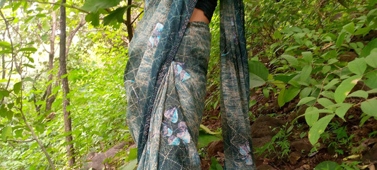 जंगल के दूसरे भाग में जीजू हॉट फुकिंग के साथ साली