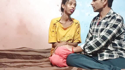 अपने सौतेले ससुर के साथ हॉट और सेक्सी लड़की की चुदाई, पति नौकरी के लिए जाओ