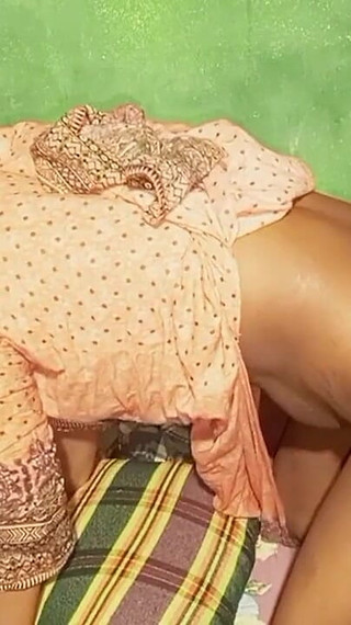 मैंने अपनी पुरानी कॉलेज गर्लफ्रेंड के साथ सेक्स किया।