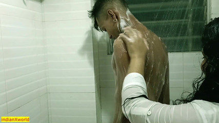 भारतीय सुंदर हॉट सौतेली बहन का उसके जूनियर के साथ सेक्स! वर्जित सेक्स