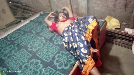 गांव की लड़की का घर में सेक्स