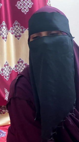 छोटे सौतेले भाई की पत्नी की रोमांटिक चुदाई