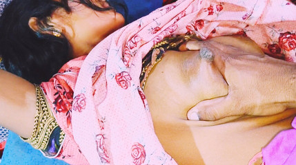 आज सौतेले भाई ने सौतेली भाभी की चूत में अपना लंड घुसा दिया