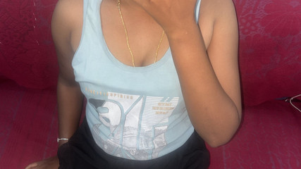 श्रुति भाभी का नेकेड डांस शो कौन देखना चाहता है?