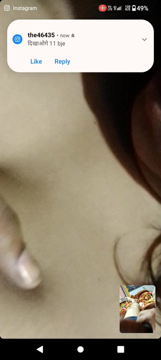 भारतीय देसी सौतेली माँ अपने दोस्त के साथ नग्न वीडियो कॉल सेक्स करती है