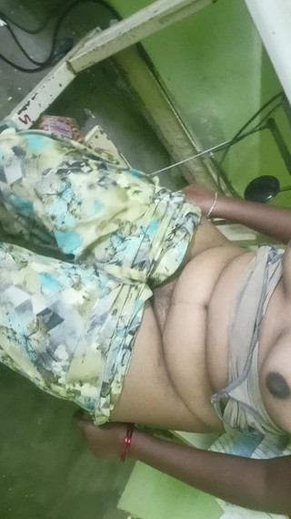 Hotmahi खाना बिल्ली चाट प्रेमी संभोग सुख का आनंद लें