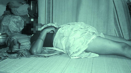 तमिल पत्नी अपने पति को धोखा दे रही है