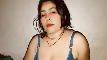 भाभी बोली- देवर जी, आपका लंड तो छोटा है