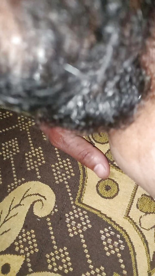 देसी भाभी की गीली चूत