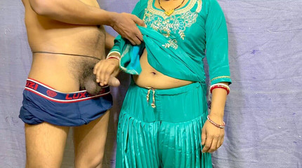 मैंने अपने दोस्त की पत्नी को डॉगी स्टाइल में चोदा