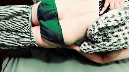 फैन की डिमांड पर लड़की ने विकी के साथ बनाया हॉट वीडियो