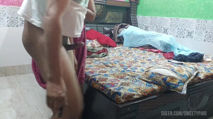 ससुर जी, प्लीज़ मुझे ठीक से जाने दो, प्लीज़ मेरी चूत चोदो