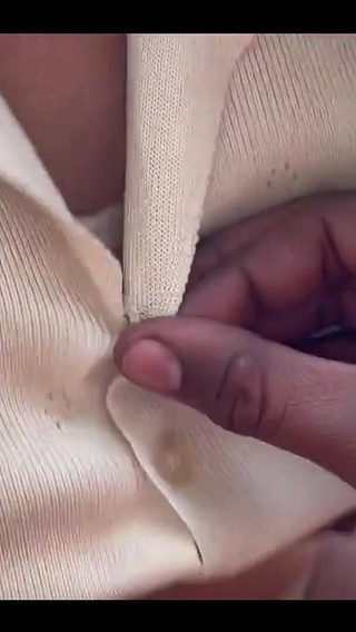 देसी स्थानीय गांव की किशोर लड़की आउटडोर