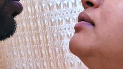 भाभी की चुदाई का आनंद लें