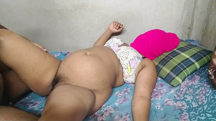 पति पत्नी के साथ