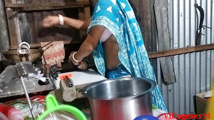 रसोई पत्नी सेक्स