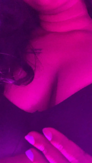 मेरे सब्सक्राइबर्स के लिए मेरा पहला नया वीडियो