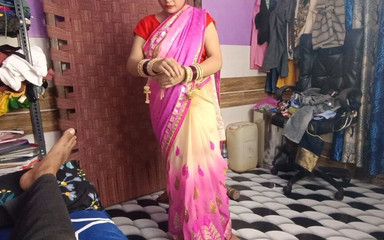 भाभी ने अपने देवर को घर पर बुलाया और उसकी चूत चोदी।