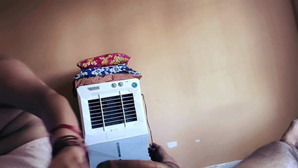 मुँह में बड़ा लंड चूसते हुए सह