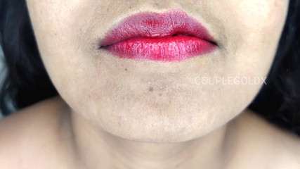 कोमल बिना कपड़ों के आई